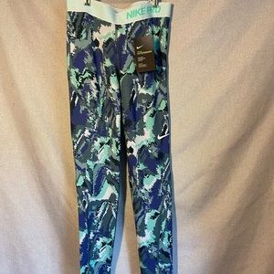 Nike Girl's Pro Combat Hyperwarm Size XL New